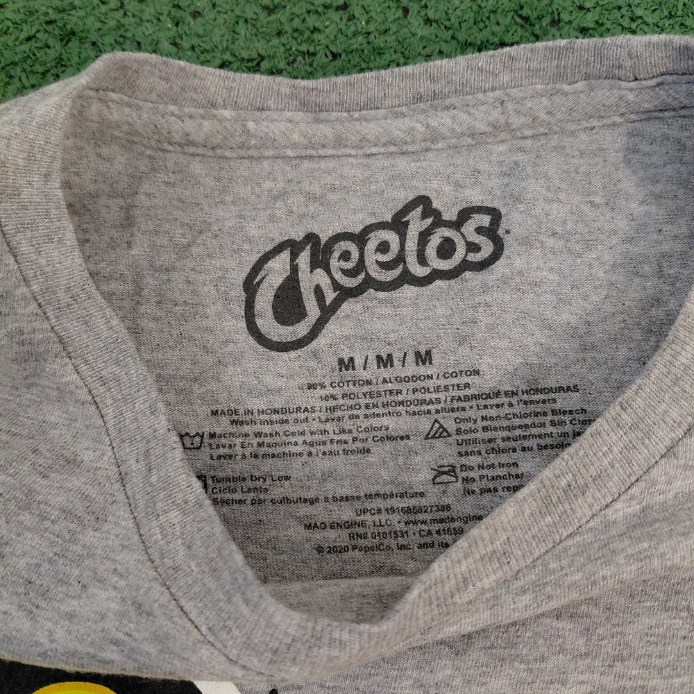 Cheetos Snack T Shirt Size Medium - Picture 4 of 4